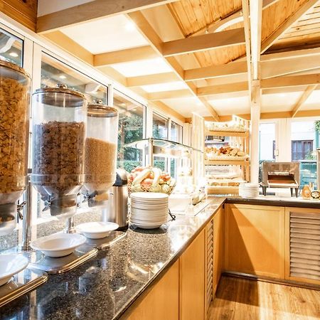 Sentinel Luxury Suite Hotel Преторія Екстер'єр фото