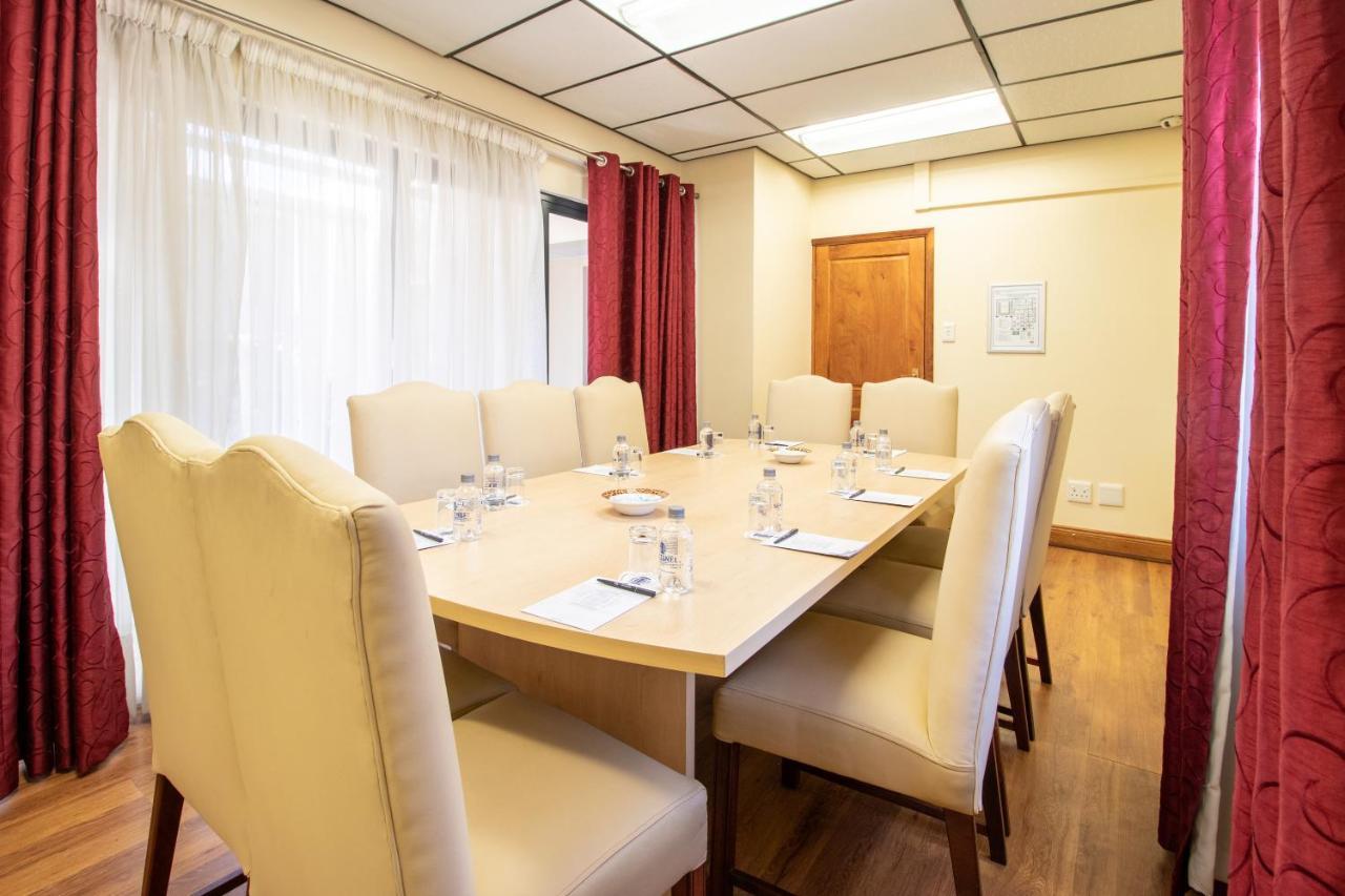 Sentinel Luxury Suite Hotel Преторія Екстер'єр фото
